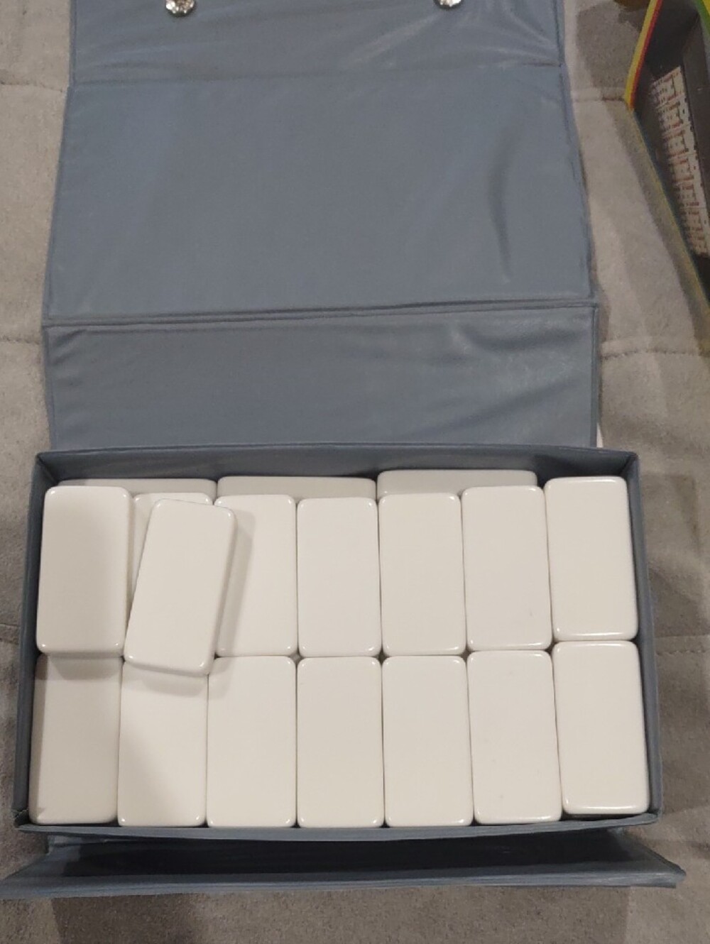 Double Twelve Color Dot Dominos In A Case - Picture 6 of 7